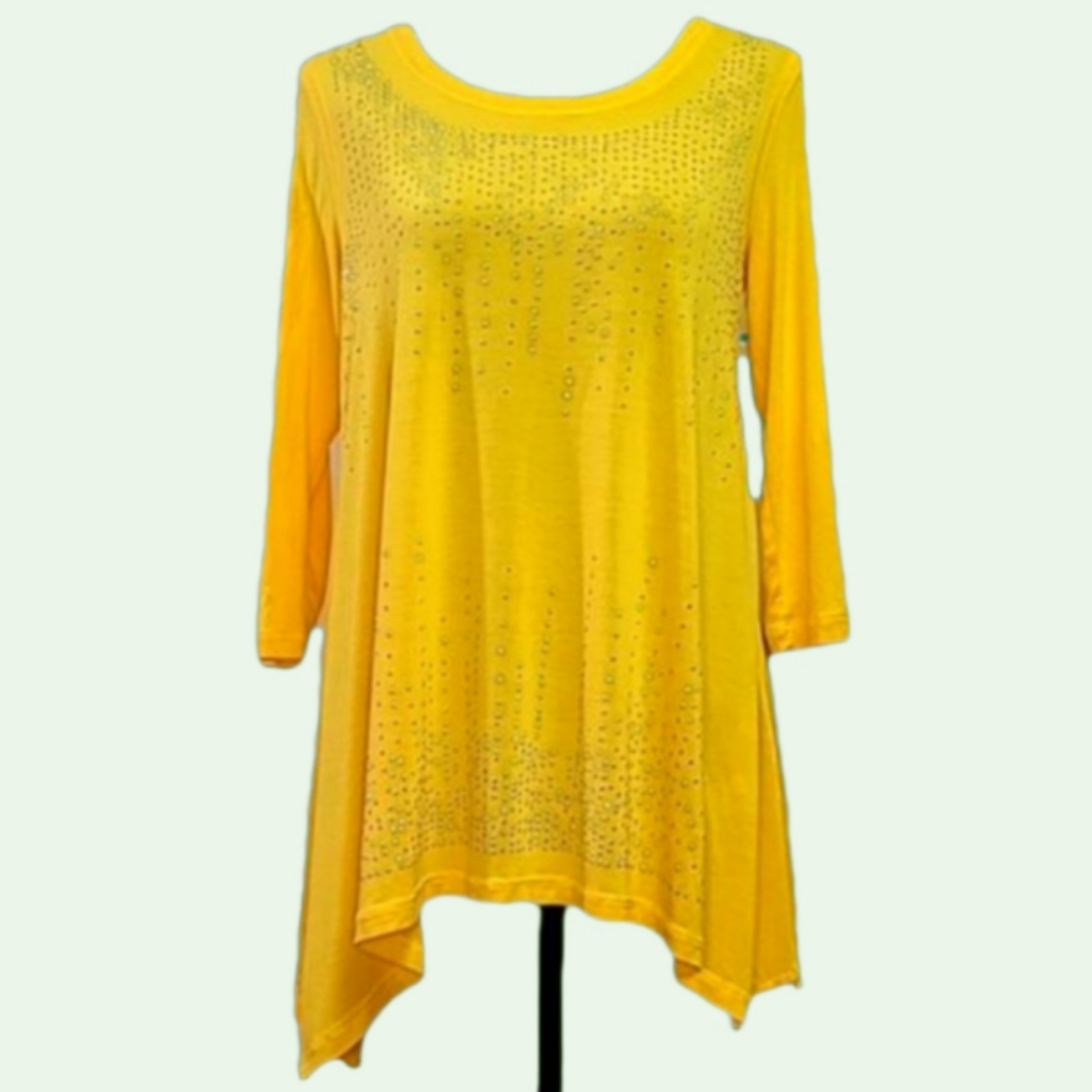 Laura Ashley yellow 3/4 sleeve top with silver sparkle. Size PS